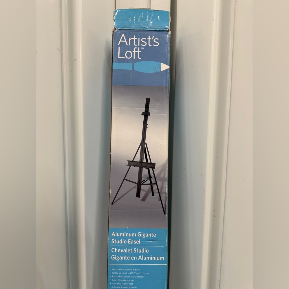 Black Aluminum Studio Easel